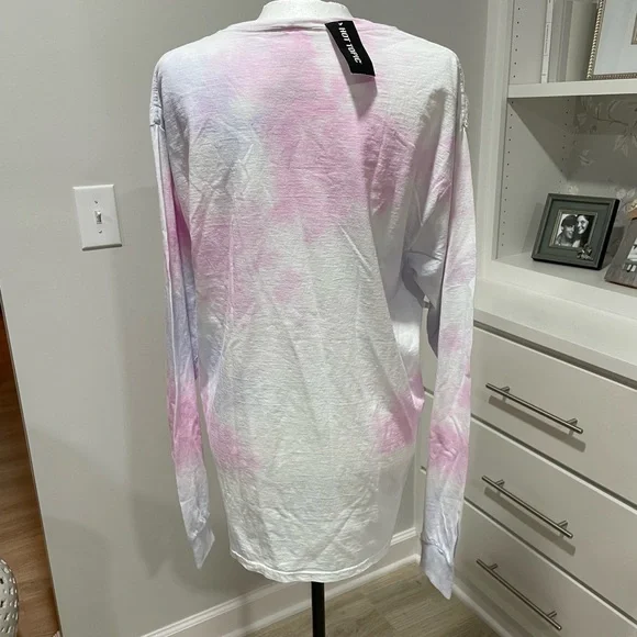 NWT HOT TOPIC You Can’t Spell Awesome Without Me Long Sleeve T - Picture 6 of 9